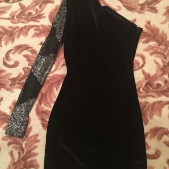 BRIAN LICHTENBERG NEW VELVET KARDASHIAN DRESS SM - Picture 2 of 8